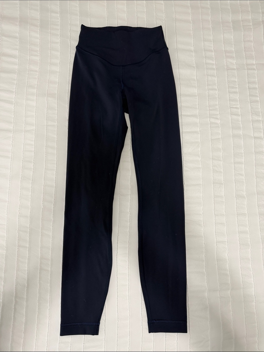 Lululemon Navy Blue Leggings size 2 25” inseam